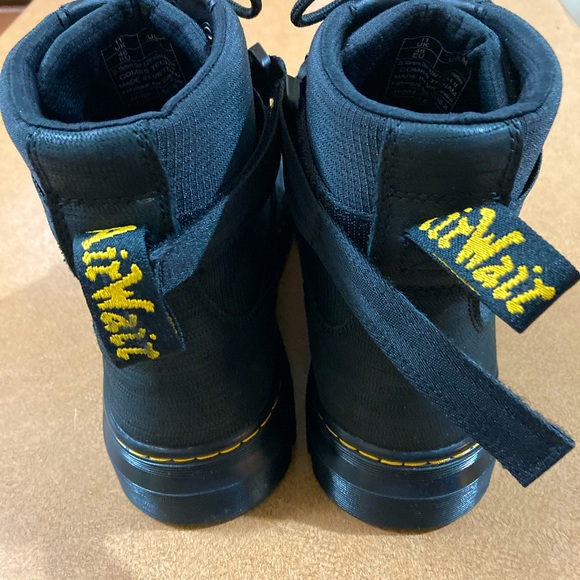 DR. MARTENS 
Air Wair - Picture 4 of 5